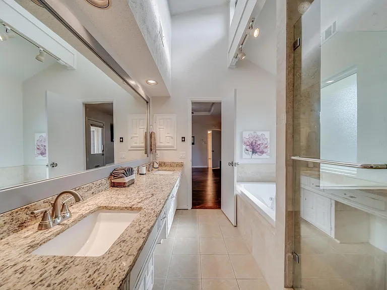 1021 Mellville Dr — Photo 15