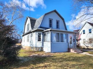 317 Robert St, Fort Atkinson, WI 53538