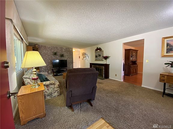 3rd image of 14426 29th Ave S