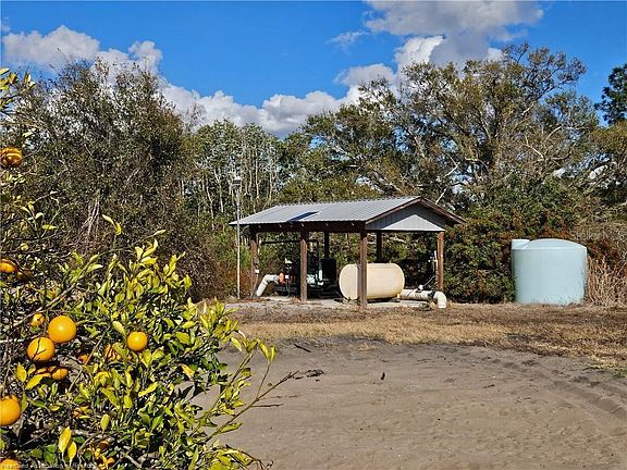 3rd image of 6611 SKIPPER ROAD