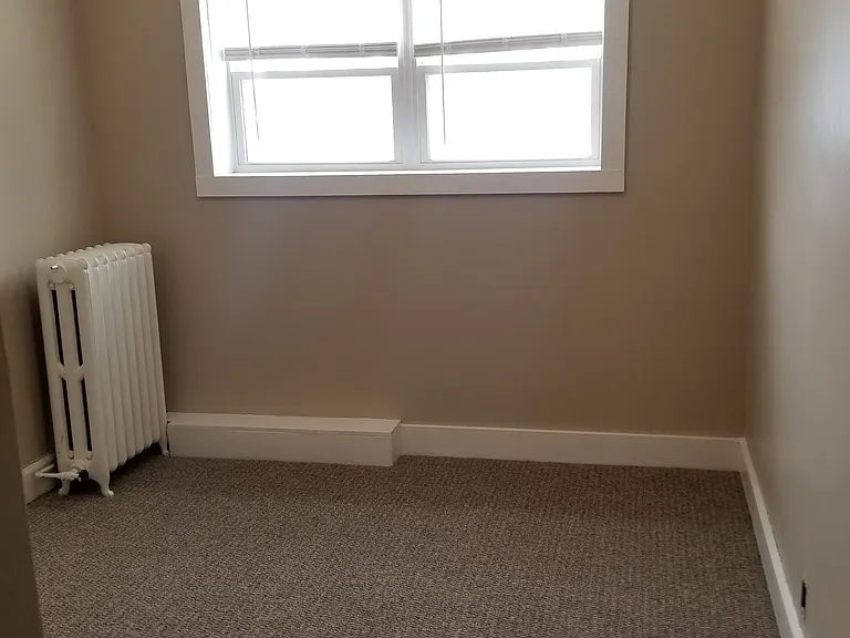 209 N Suffolk St #3 — Photo 12