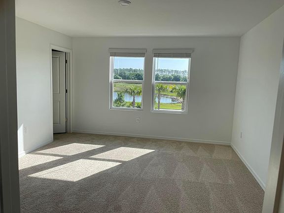 3rd image of 8568 Lunar Skye St