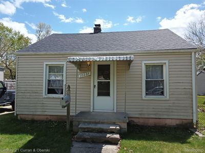 35037 Harroun St, Wayne, MI, 48184
