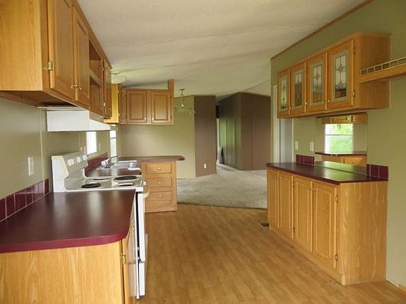 2nd image of 53 Julian Ln