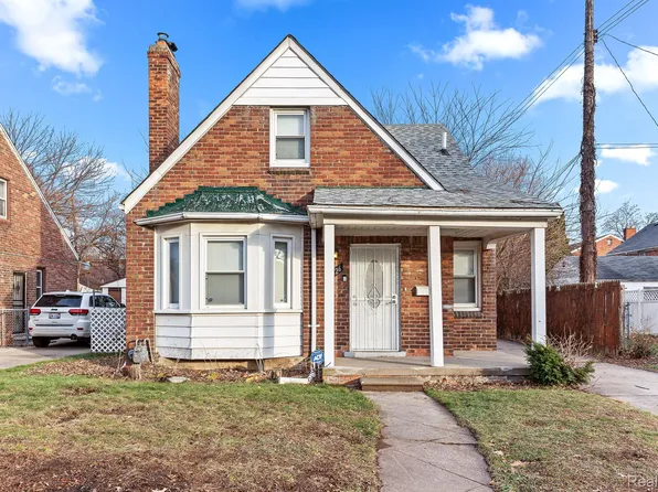 17526 Lesure St, Detroit, MI 48235