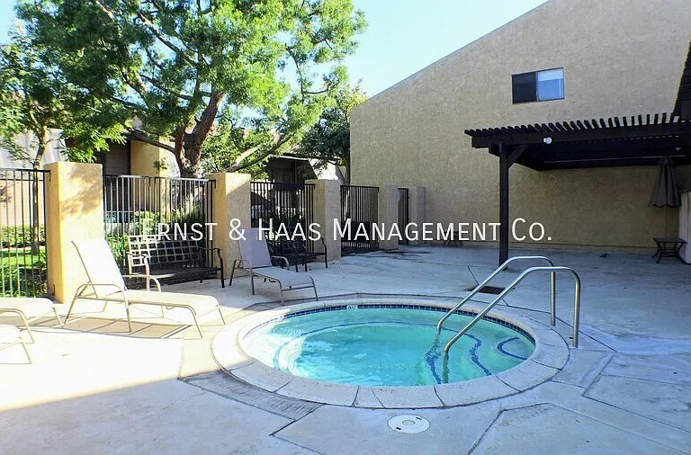 7021 Alondra Blvd #26 — Photo 27