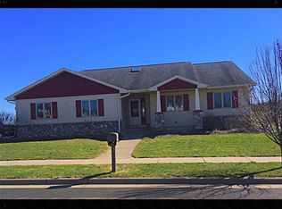 800 Judith Ct, La Crosse, WI 54636