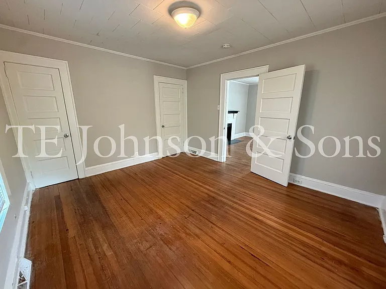 526 Chandler St — Photo 20