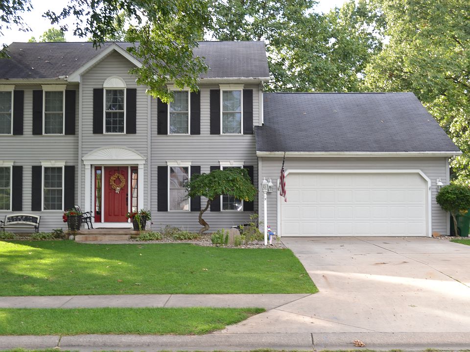 1st image of 30661 Pine Bluff Dr