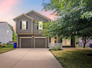 17577 W 160th Ter, Olathe, KS 66062