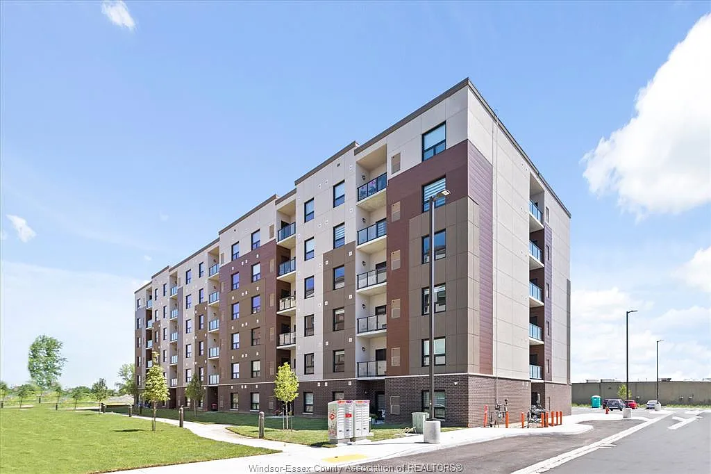 2 bed, 2.0 bath, 1185 sqft, $2,250 — Photo 4