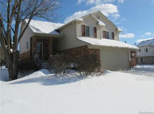 479 Tyler Ln, Canton, MI 48188