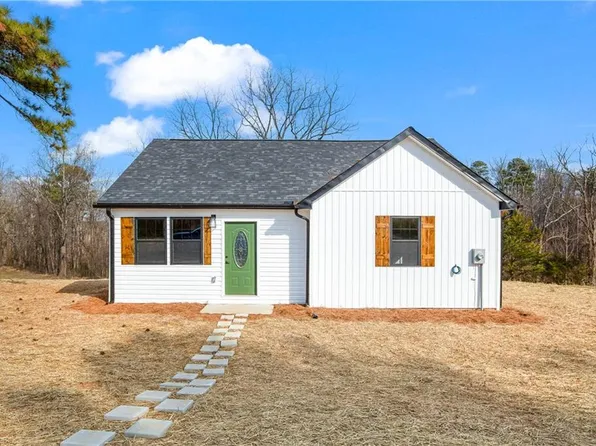 223 Byrds Curve Rd, Elkin, NC 28621