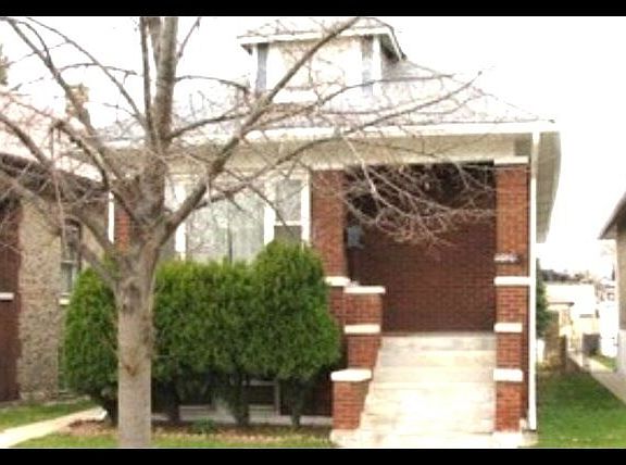 2nd image of 2524 S 56th Ct