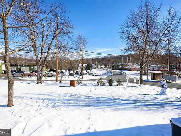 5th image of 1395 Bowmansville Rd