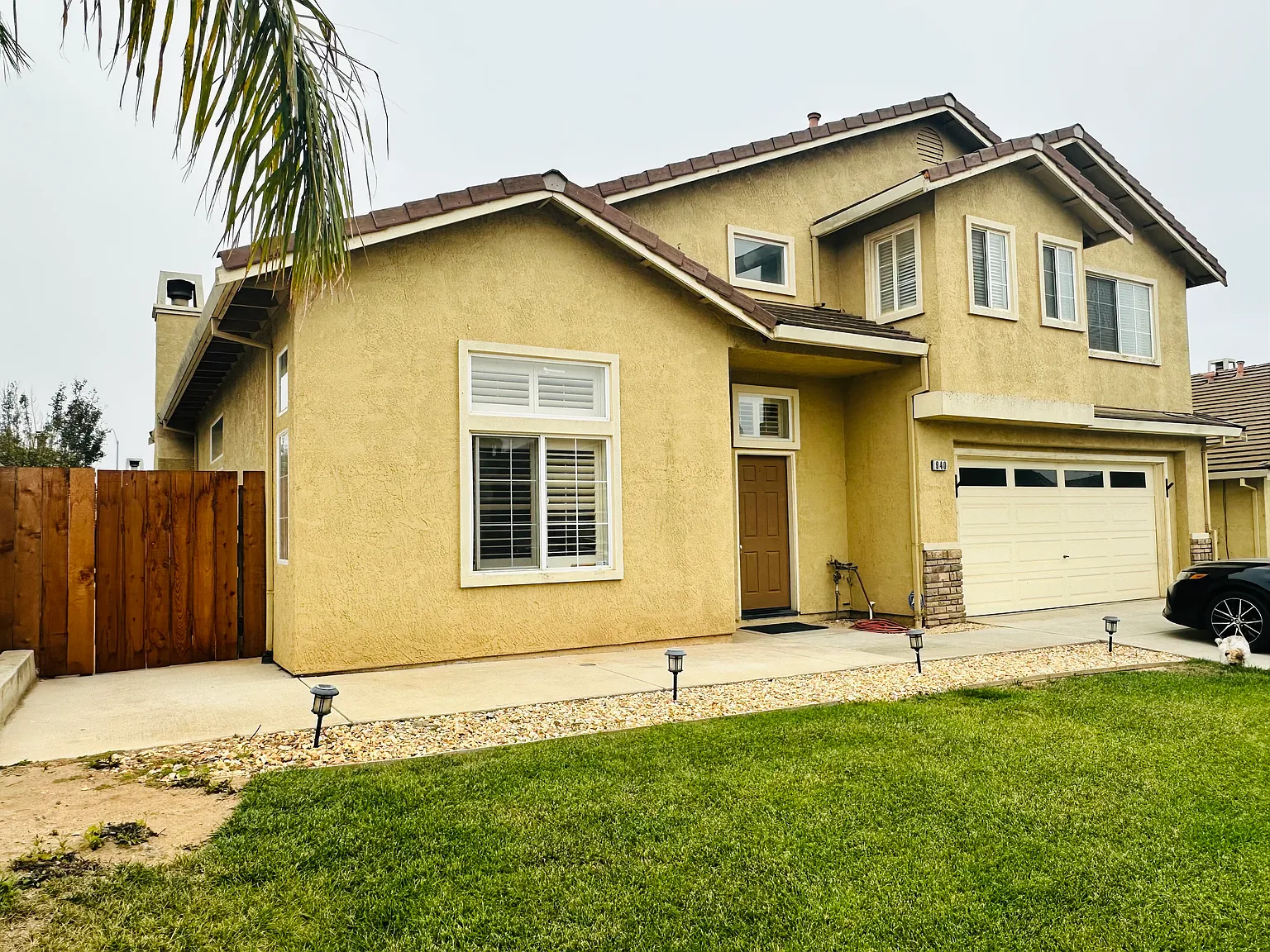 6 bed, 2540 sqft, $4,000 — Photo 1