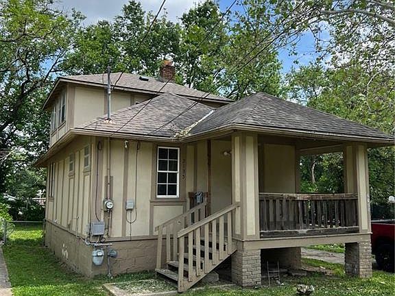 2nd image of 2135 N 34th St