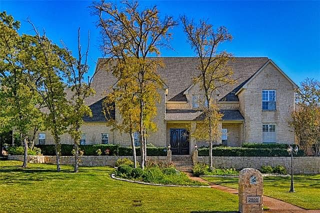 1st image of 2800 Katherine Ct