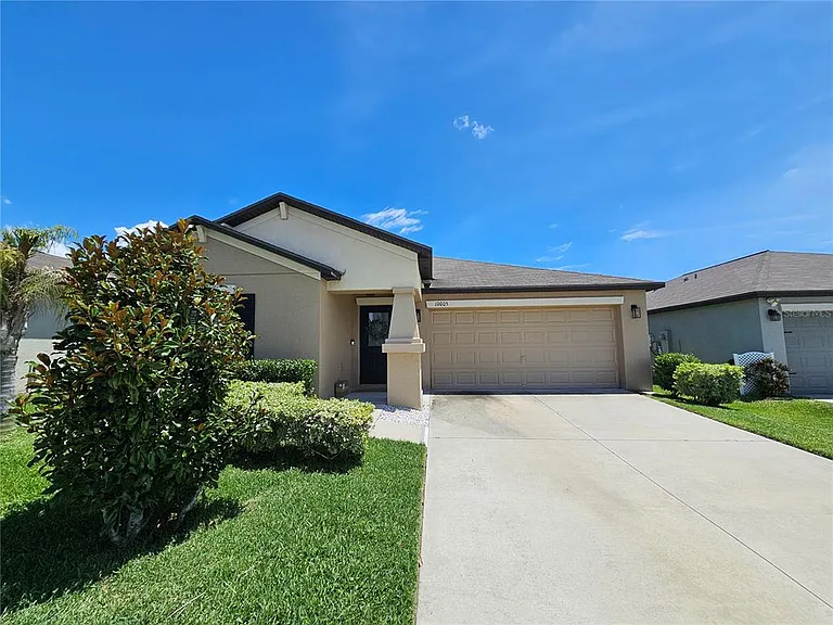 10005 Rose Petal Pl — Photo 2