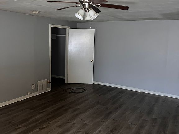 4th image of 1641 Leigh Dr