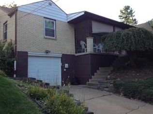 424 Lee Dr, Pittsburgh, PA