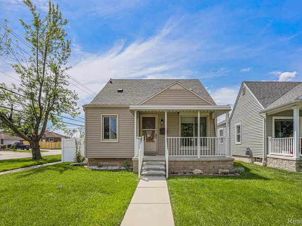 3930 22nd St, Wyandotte, MI 48192