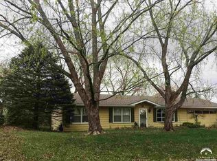 2228 Marvonne Rd, Lawrence, KS 66047