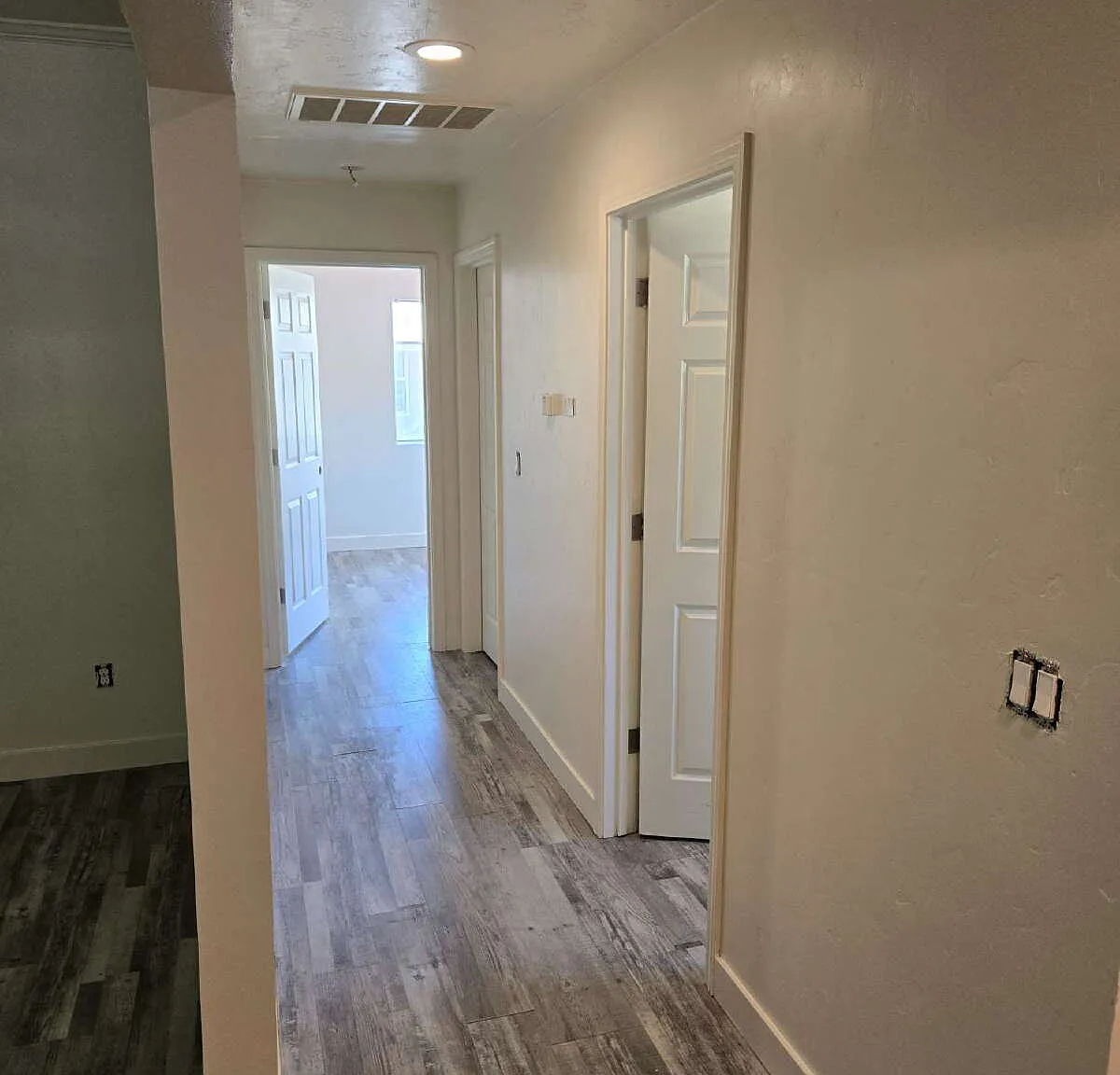 2 bed, 1.0 bath, 1050 sqft, $1,500 — Photo 3