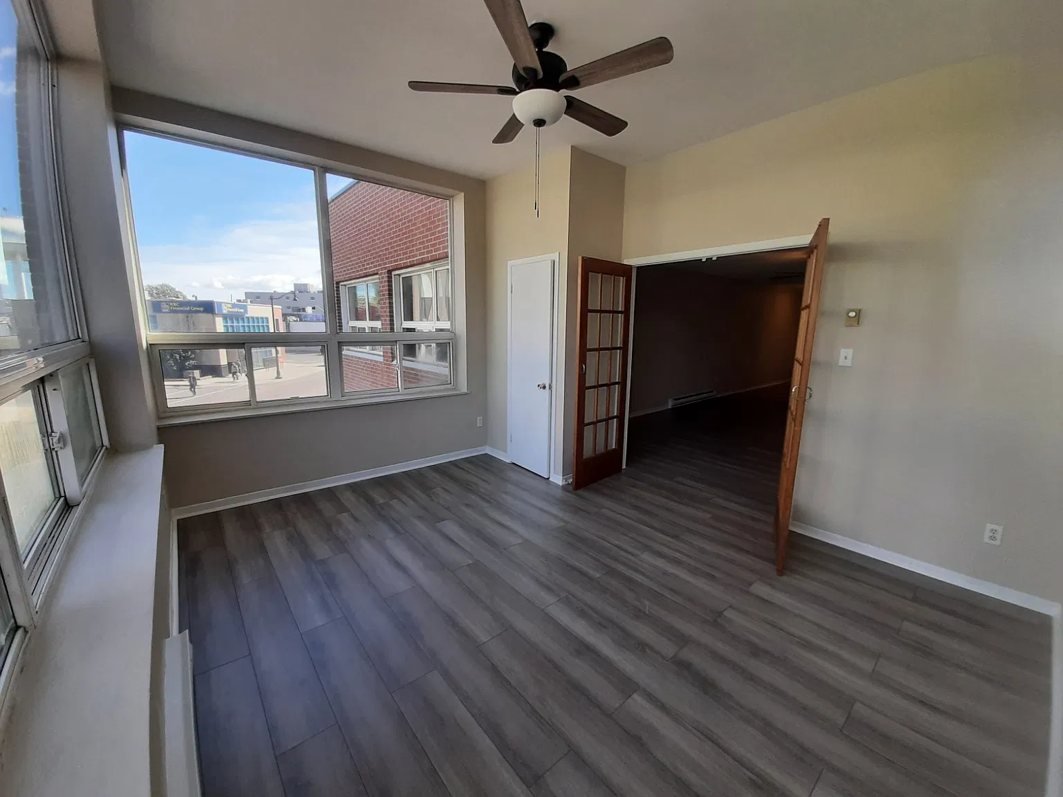 844 Princess Street — Photo 2