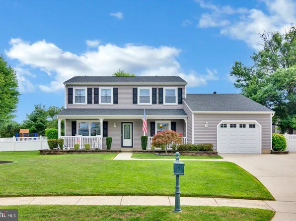 3 Redwood Ct, Voorhees, NJ 08043