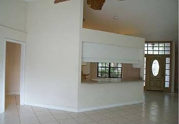 3rd image of 10082 Ashley Dr
