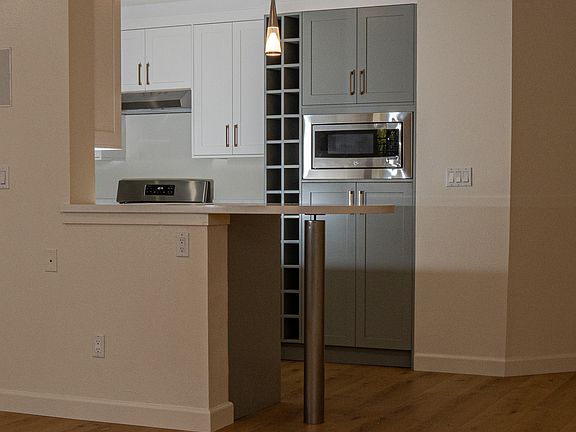 2nd image of 4170 Fair Ave Unit 102