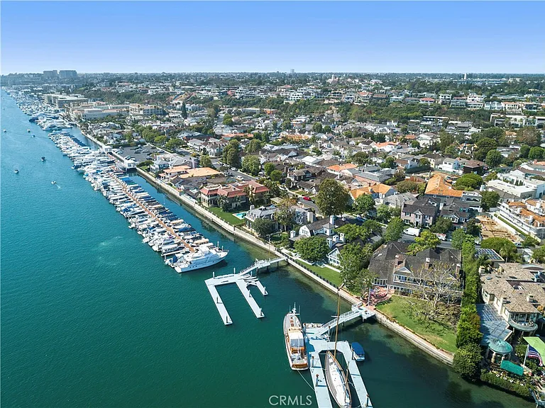 2732 Bayshore Dr — Photo 39