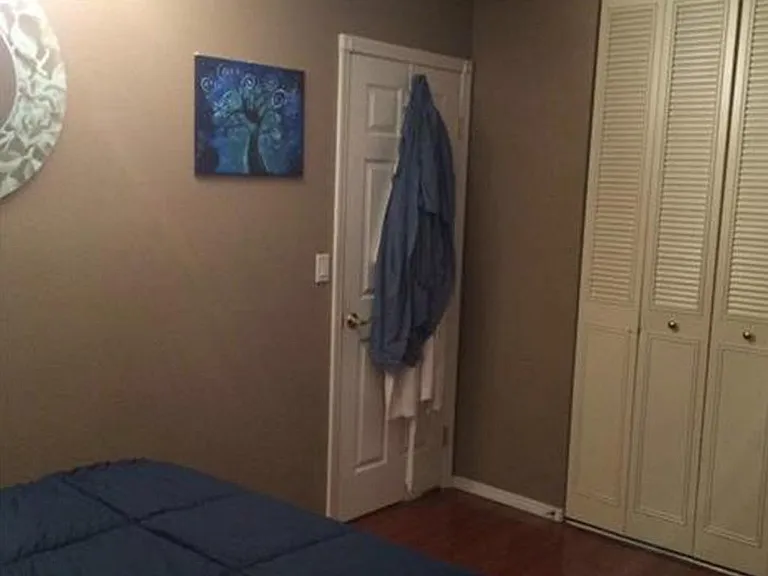 Upstairs Bedroom 1 (master)