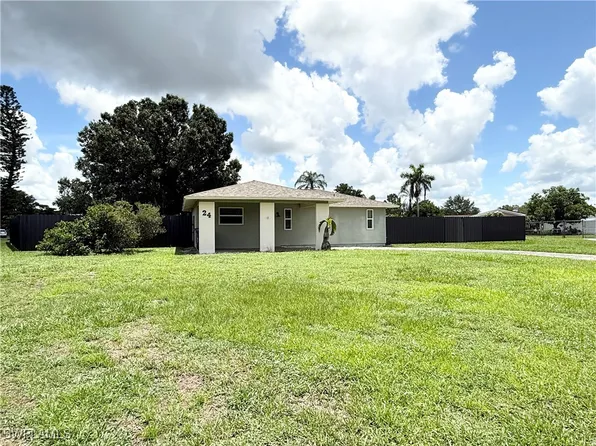 24 Charwood Cir, Lehigh Acres, FL 33936