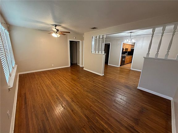 2nd image of 1837 Horne Rd