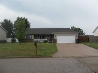 504 Liberty Dr, East Peoria, IL 61611
