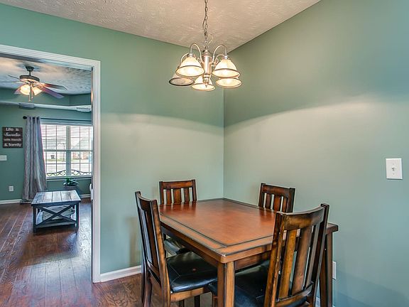 4th image of 118 McRae Ct