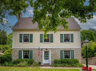 2652 Welsford Rd, Columbus, OH 43221