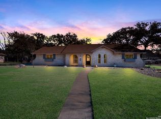 110 Canyon Vw, Hollywood Park, TX 78232