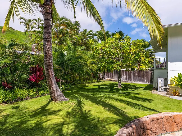1415 Aalapapa Dr — Photo 24