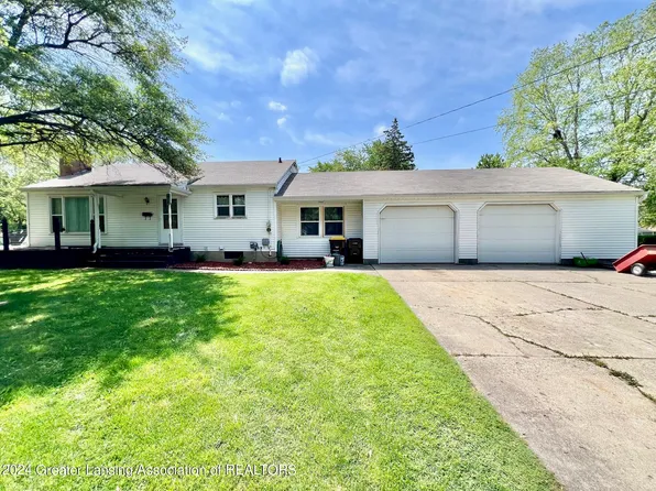 810 E Baldwin St, Saint Johns, MI 48879