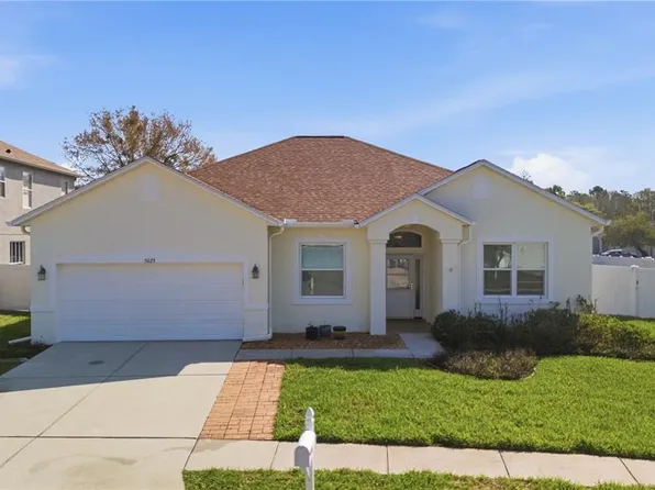 5023 Balsam Dr, Land O Lakes, FL 34639