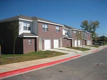 1st image of 1460 W Junction St APT 4