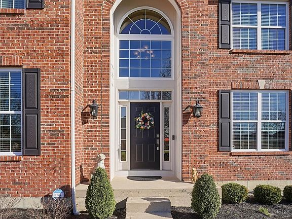 2nd image of 7818 Derbyshire Ct