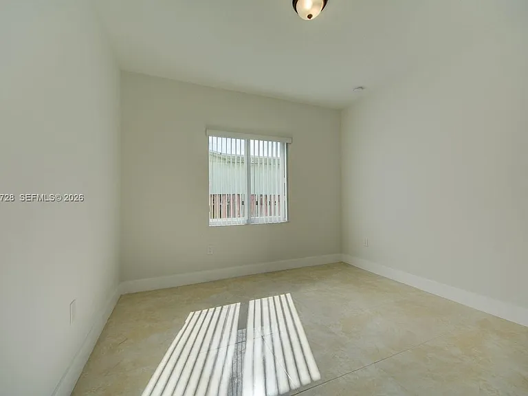 312 Phippen Waiters Rd — Photo 5