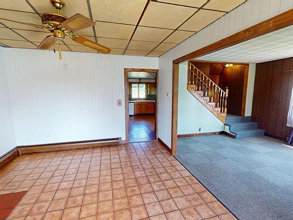 3rd image of 306 N 3rd St