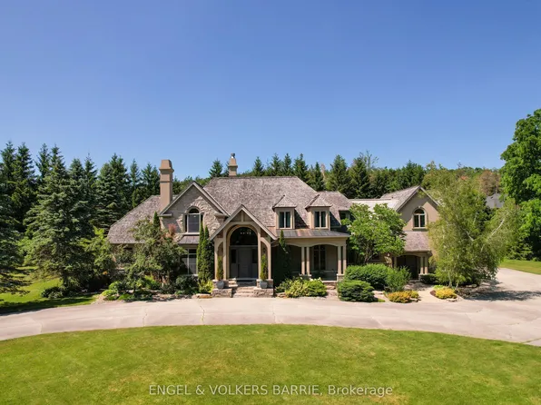 6 Midves Ct, Springwater, ON L9X 0P3