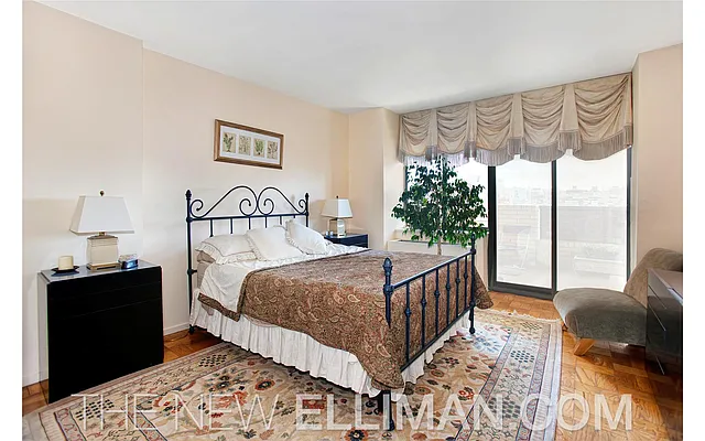 Sold by Douglas Elliman | media 3