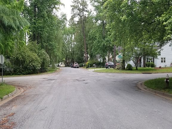 5th image of 422 Musket Dr